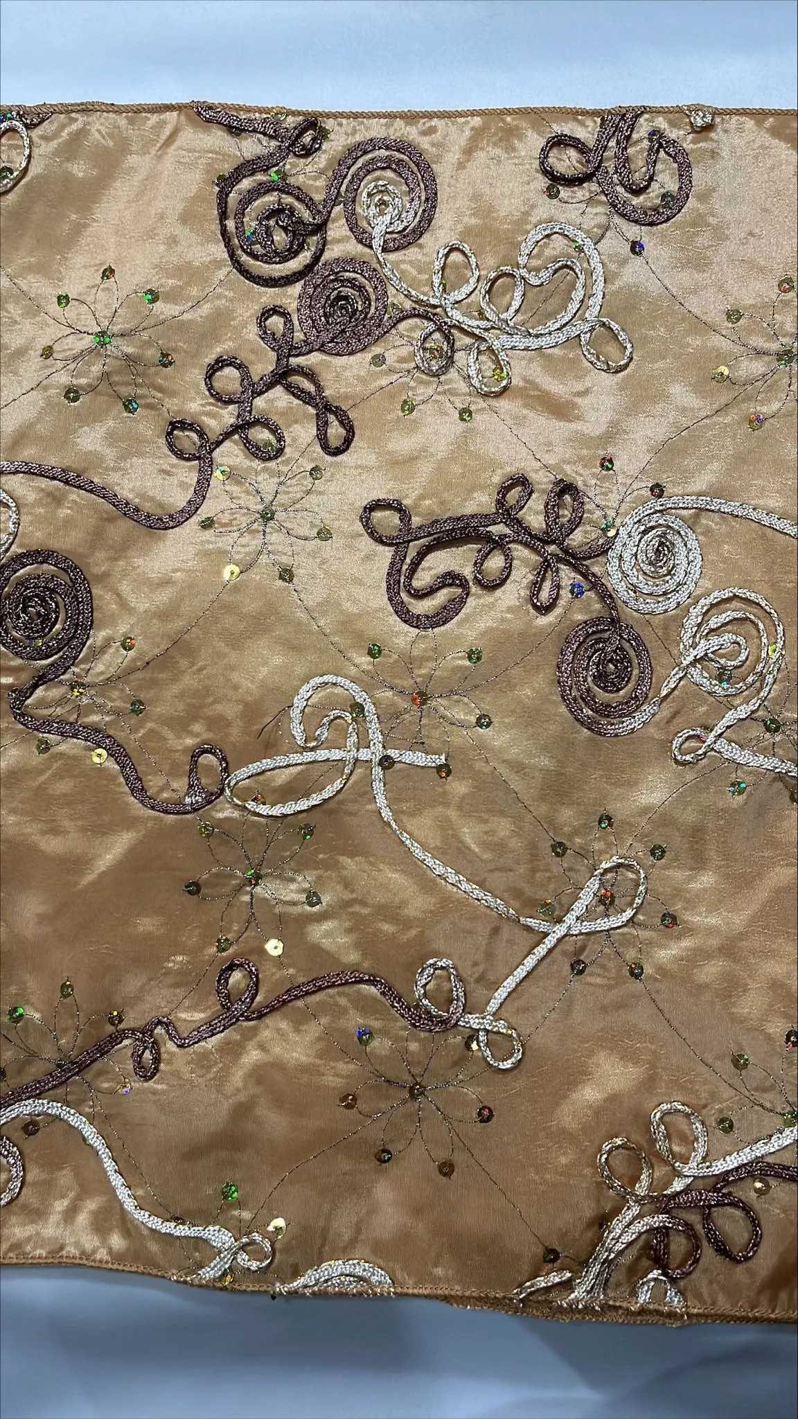 8pcs - Ribbon Taffeta Sequins Table Runner 14"x108" - Gold/Brown