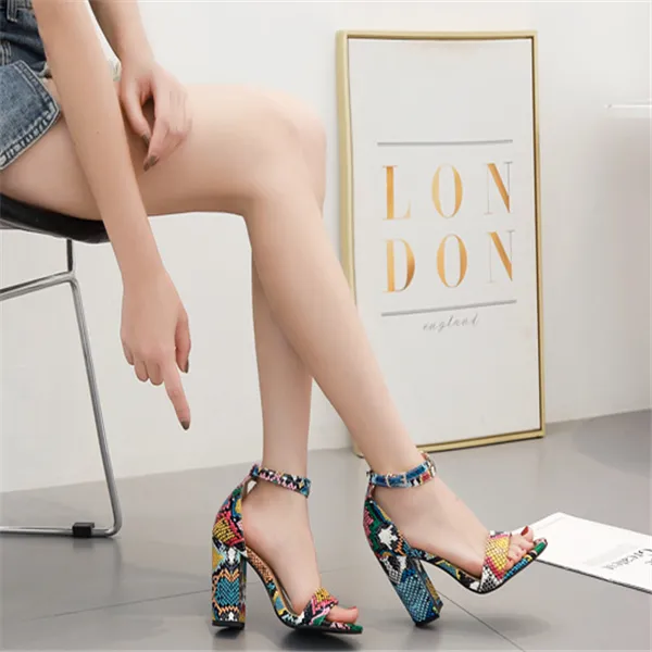 Fashion - Women's shoes