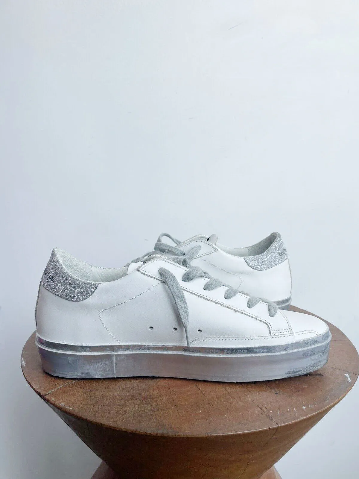 HI STAR LOW TOP SNEAKER