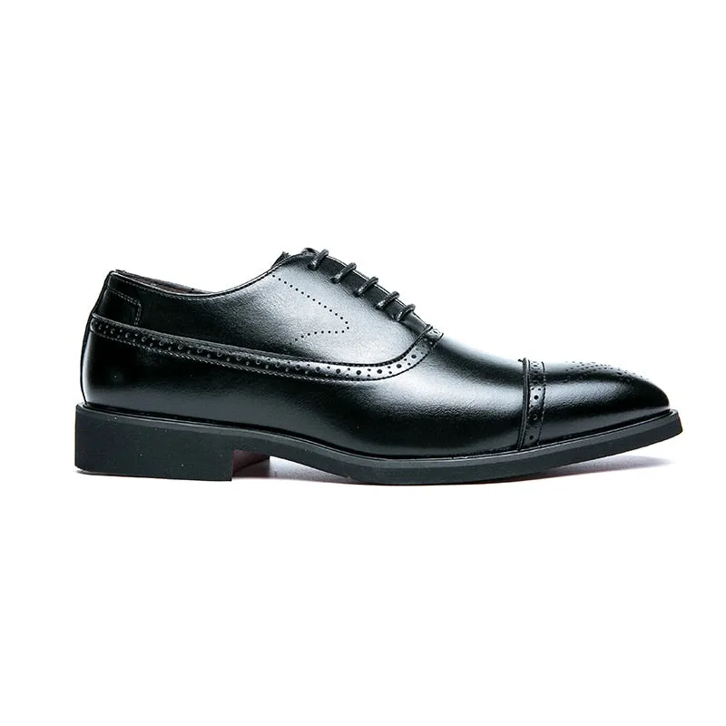 Hnzxzm Men Shoes Red Sole Fashion Business Casual Party Banquet Daily Retro Carved Lace-up Brogue Dress Shoes