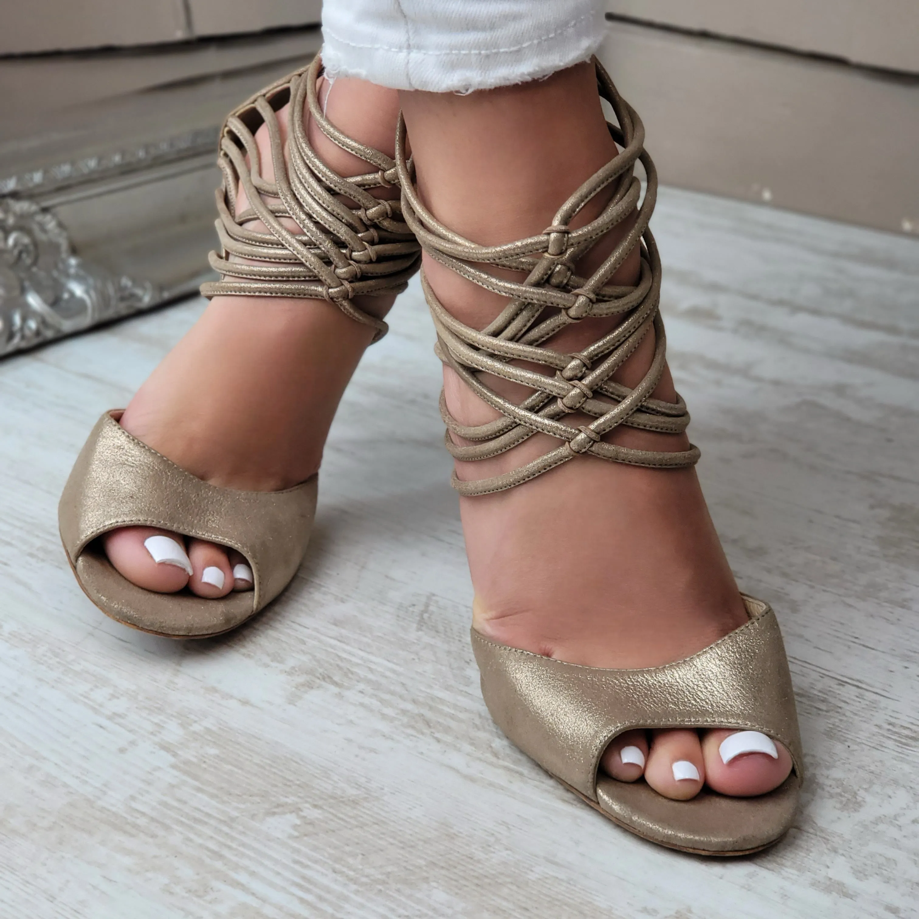 JIMMY CHOO METALLIC SANDALS EU 40/ UK 7