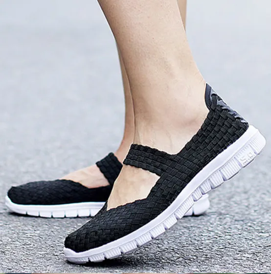 Lightweight Flat Shoes