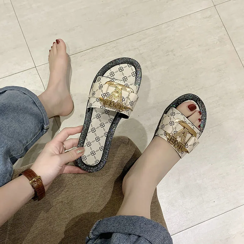 Summer Designer Luxury Women Brand Sandals  Metal Button Letter  Women Slippers Flat Beach Shoes Ladies Sandals Casual Flip Flop