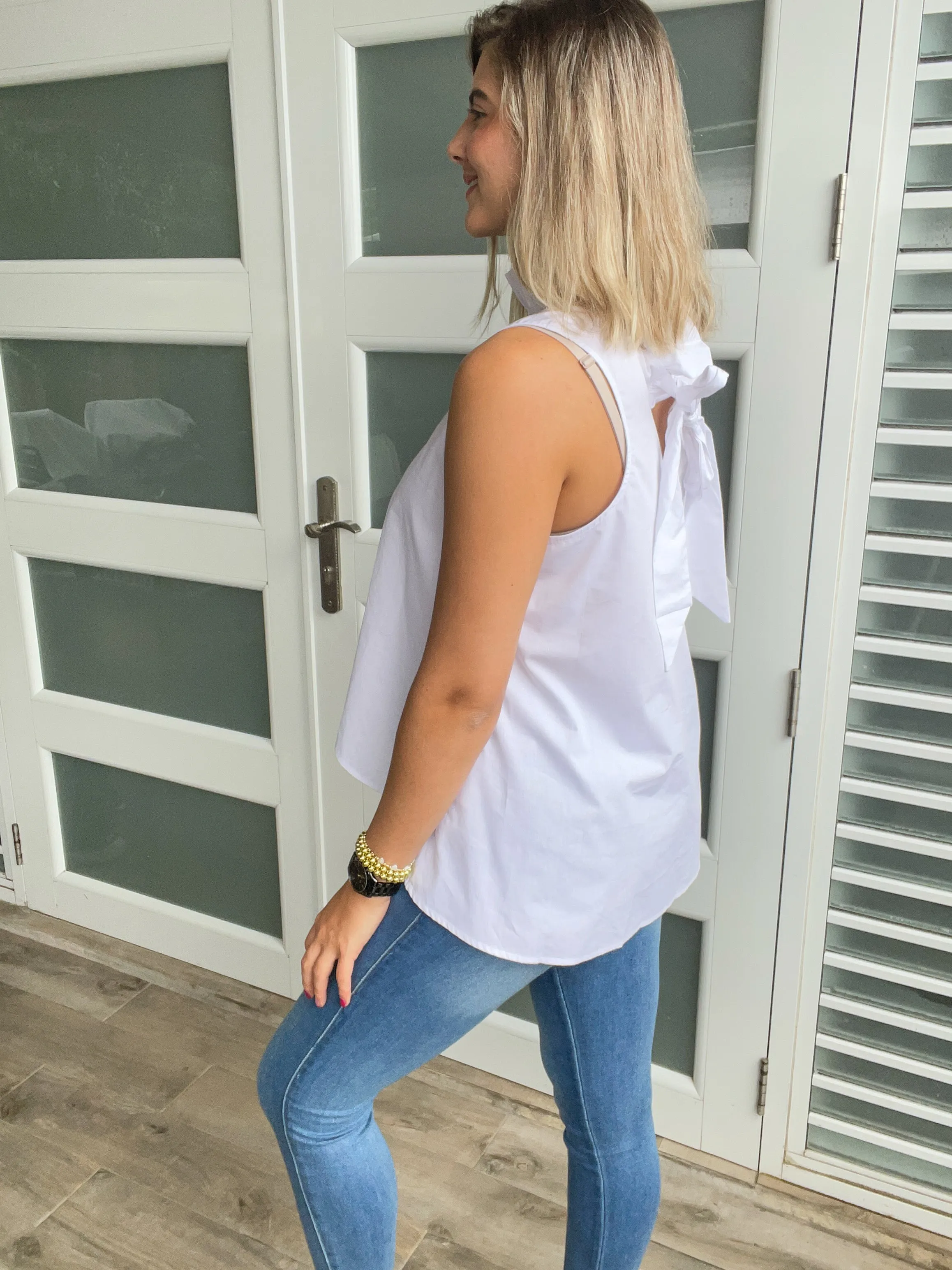 WHITE RUFFLE NECK HIGH LOW BLOUSE